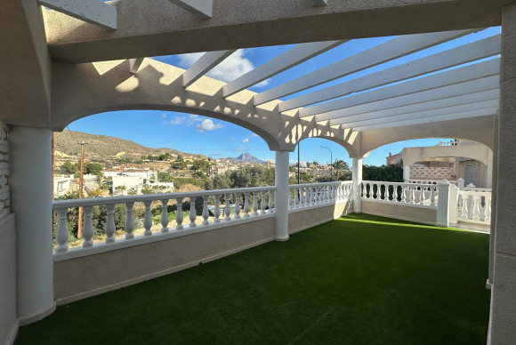 Herverkoop - Vrijstaande woning - El Campello