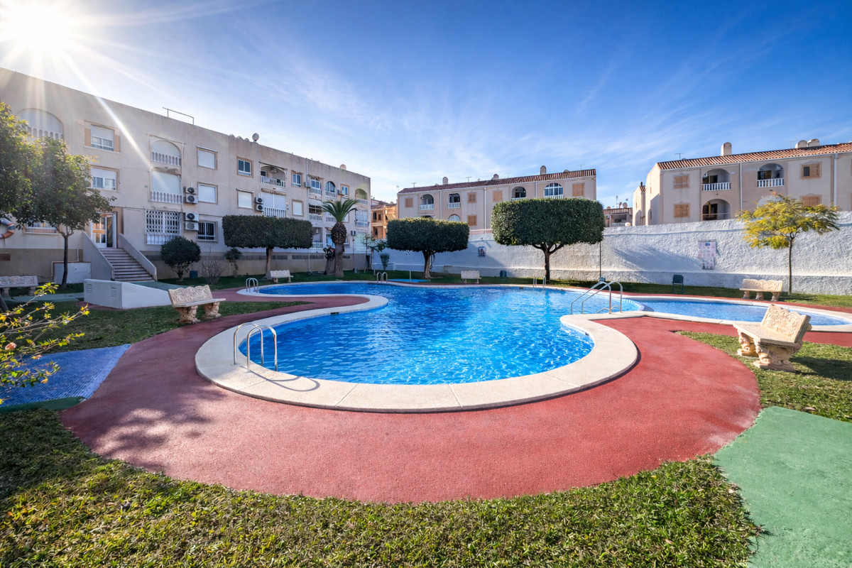 Herverkoop - Appartement  - Torrevieja - Playa del Acequión