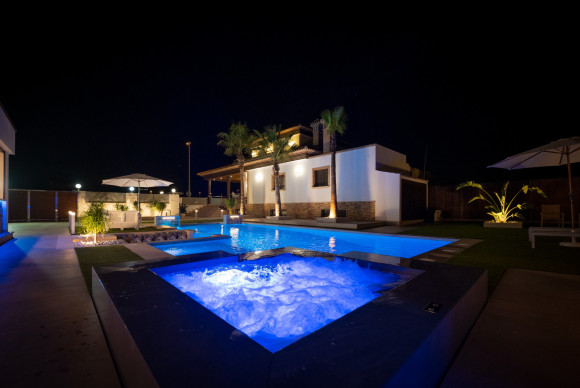 Herverkoop - Vrijstaande Villa - Jerónimo y Avileses - Jerónimo y Avileses - Town