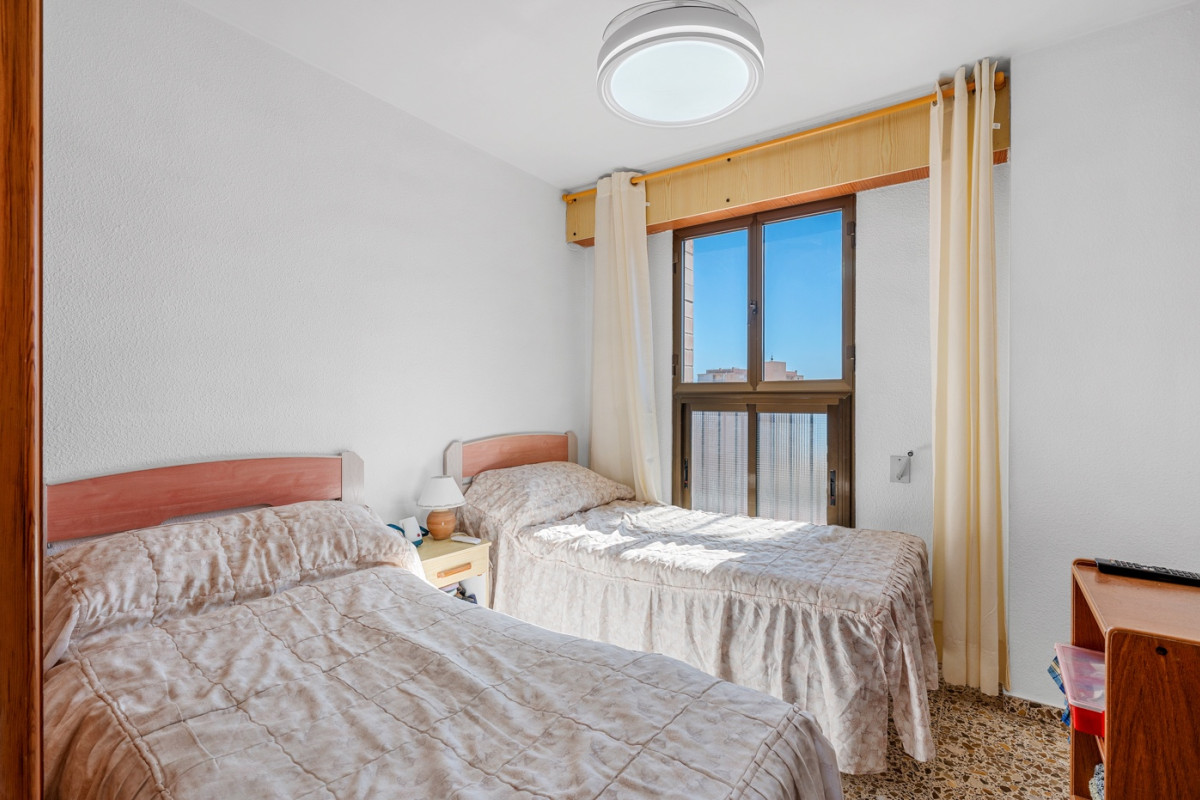 Herverkoop - Appartement  - Arenales del Sol - Segunda linea playa