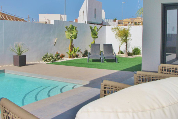 Obra nueva - Villa - Rafal