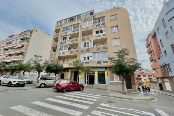 Herverkoop - Appartement  - Torrevieja - Torrevieja Town Centre